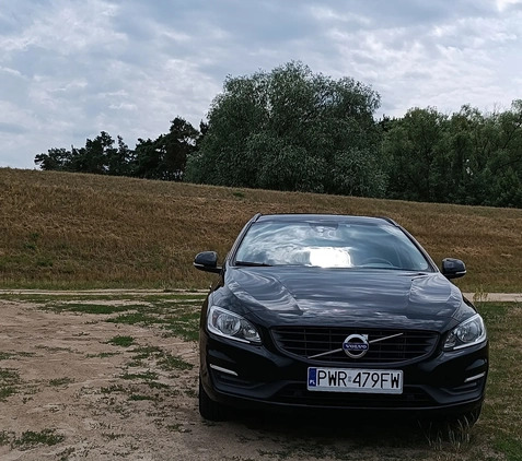 Volvo V60 cena 46500 przebieg: 197000, rok produkcji 2016 z Pyzdry małe 667